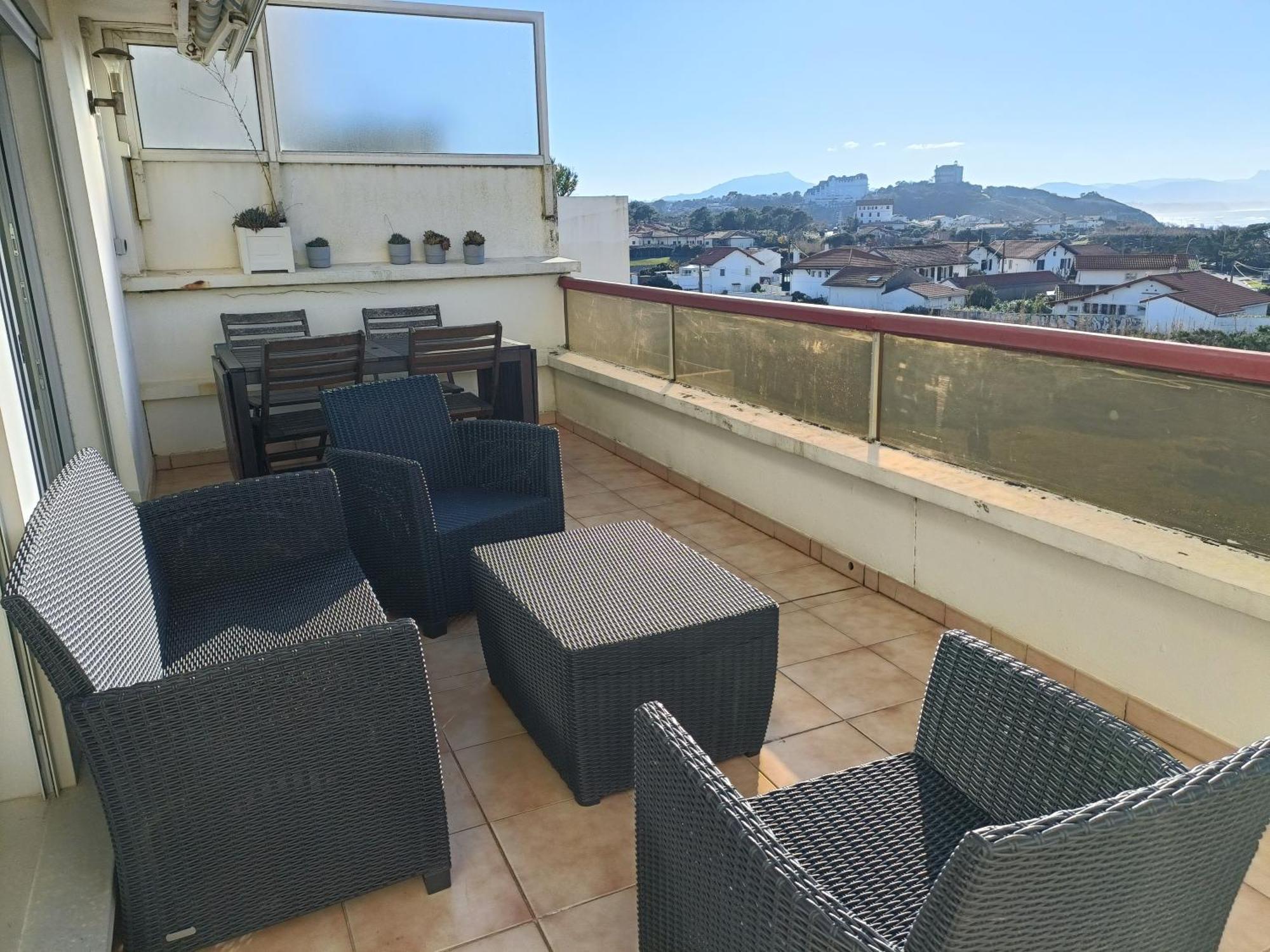 Vue Sur Mer Et Plage De Marbella Biarritz Exterior photo